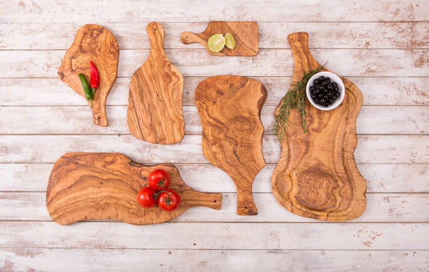OLIVE WOOD SERVE BOARD SMALL
