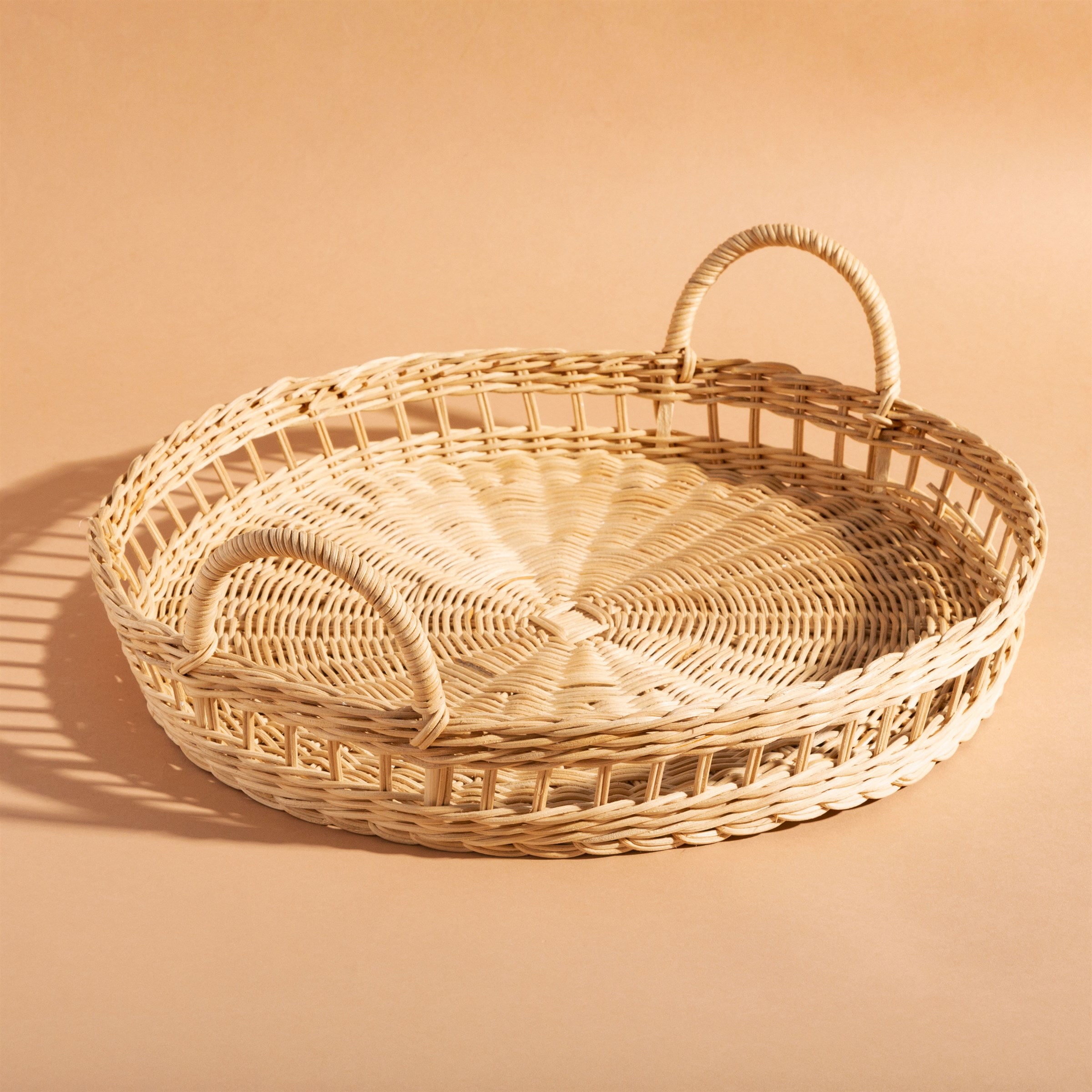 DECORATIVE ROUND RATTAN TRAY Woodbridge Kitchen Company
