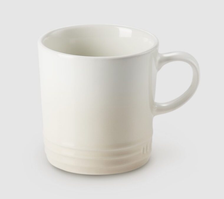 LE CREUSET STONEWARE MUG – MERINGUE