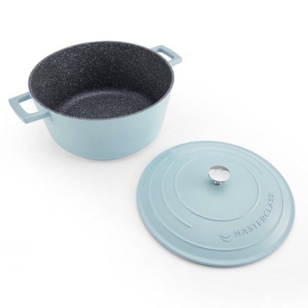 MASTERCLASS NON STICK CASSEROLE - 28CM/5 LITRE -  SKY BLUE - Image 2