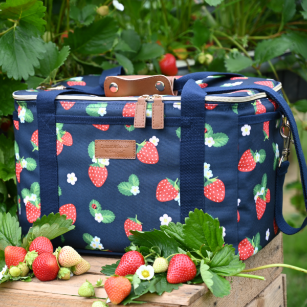 STRAWBERRIES & CREAM NAVY FAMILY COOL BAG