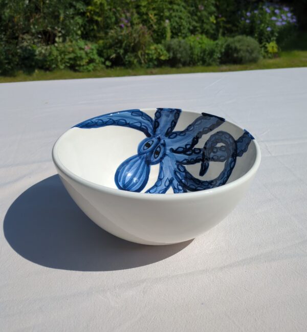 OCTOPUS BLUE MEDIUM SALAD BOWL - 25CM