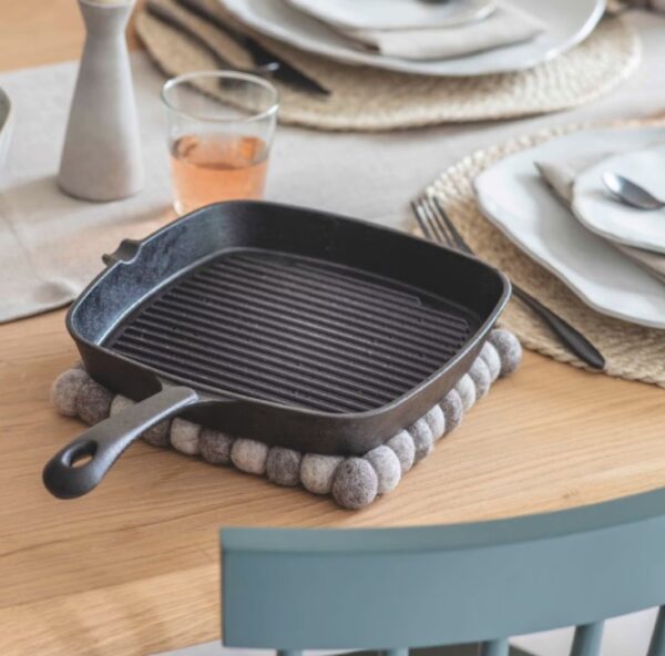 CAST IRON GRIDDLE - 20CM