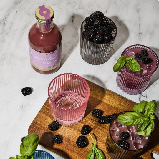 HERE'S HOW 'BLACKBERRY BASIL COLLINS' COCKTAIL MIXER