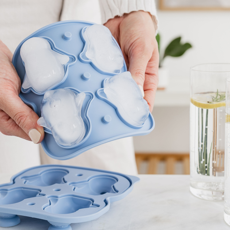 PENGUIN ICE TRAY