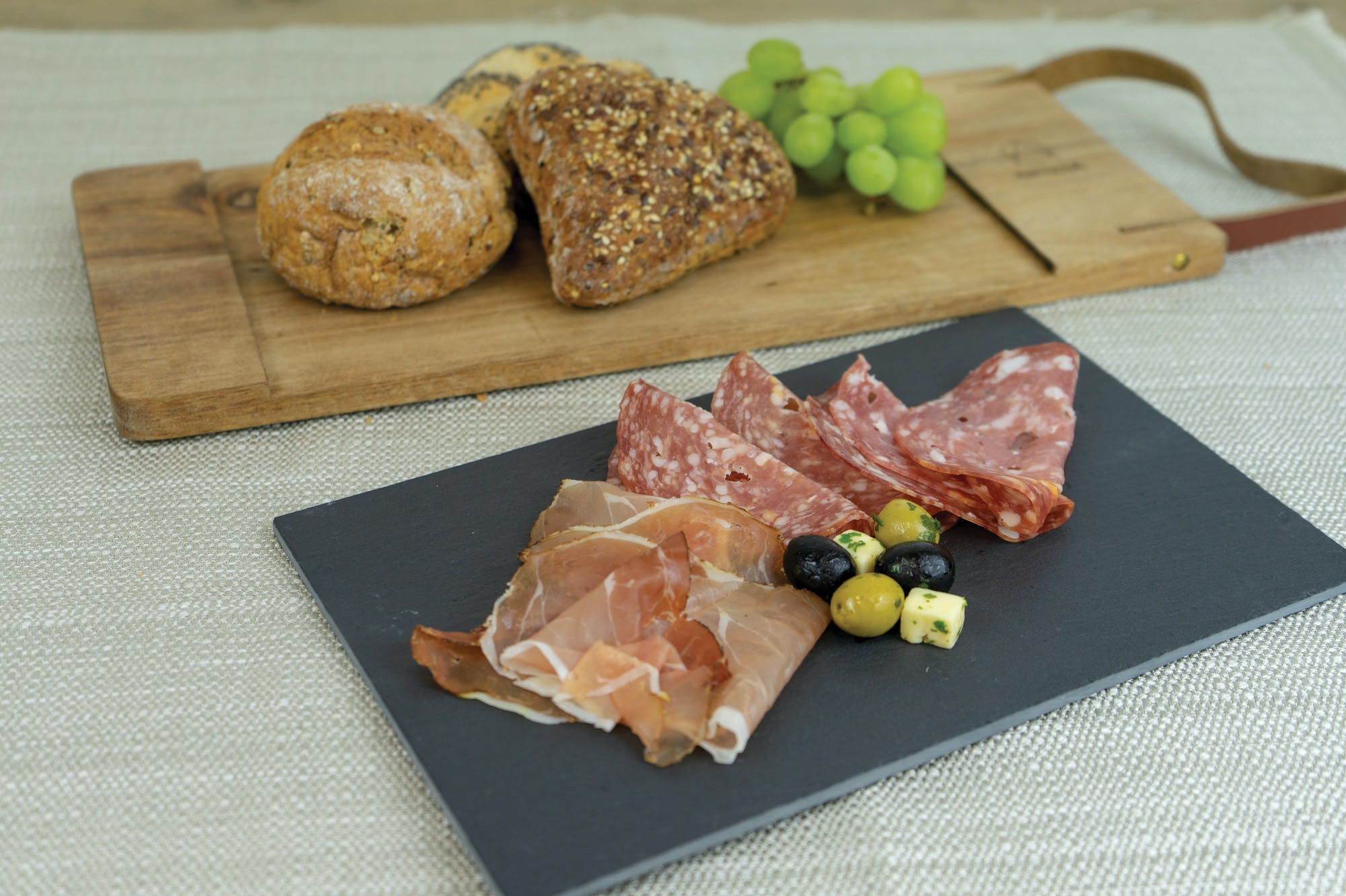 ARTESA ACACIA AND SLATE SERVING BOARD - Image 2