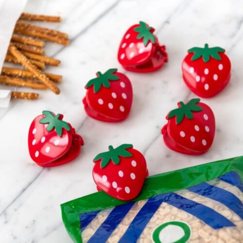 STRAWBERRY BAG CLIPS