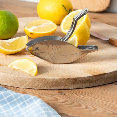 FISH -SHAPED LEMON SQUEEZER