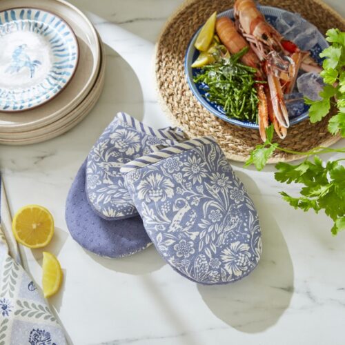 COASTAL TREASURES MICROWAVE MITTS - SET OF 2