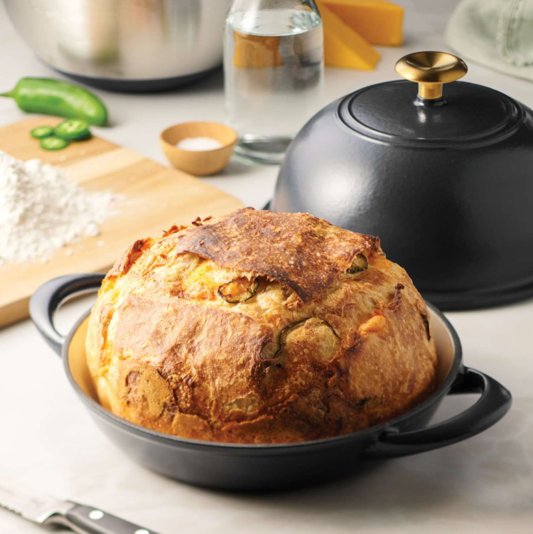 CAST IRON BREAD OVEN - BLACK - Image 3
