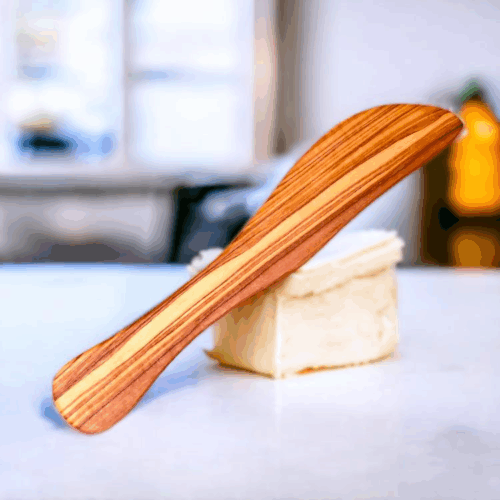 OLIVE WOOD BUTTER SPREADER