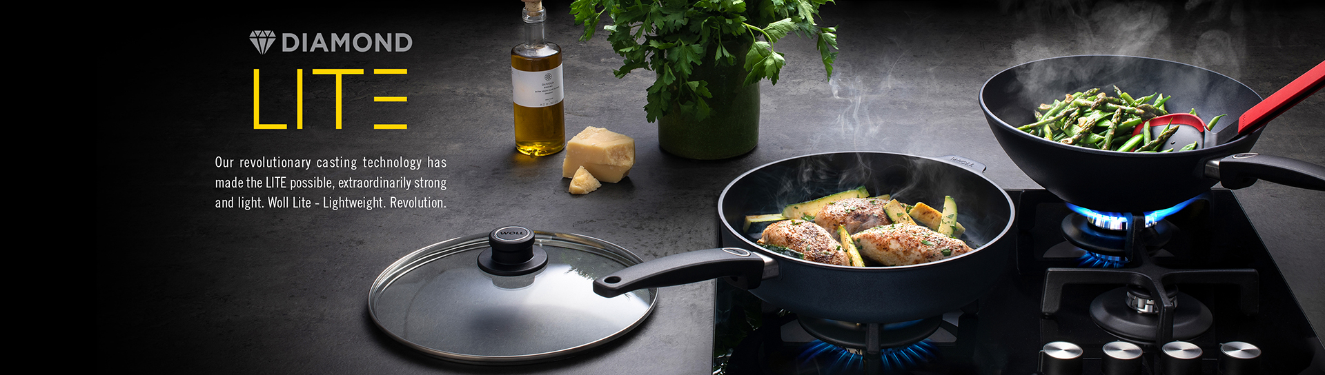 WOLL DIAMOND LITE SAUTÉ PAN WITH GLASS LID - 32CM - Image 2
