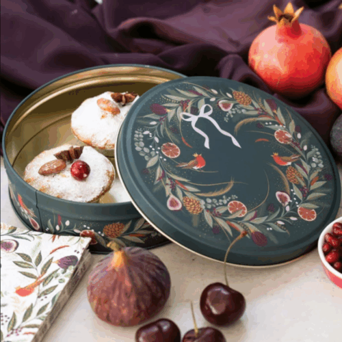 SARA MILLER ROUND WREATH TIN