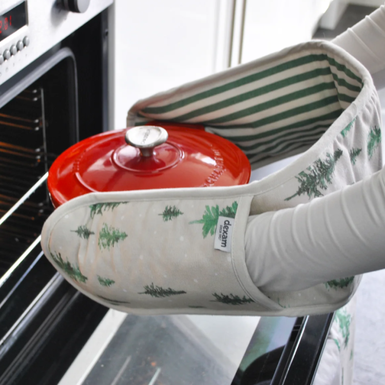 WINTER FOREST DOUBLE OVEN GLOVE - Image 2
