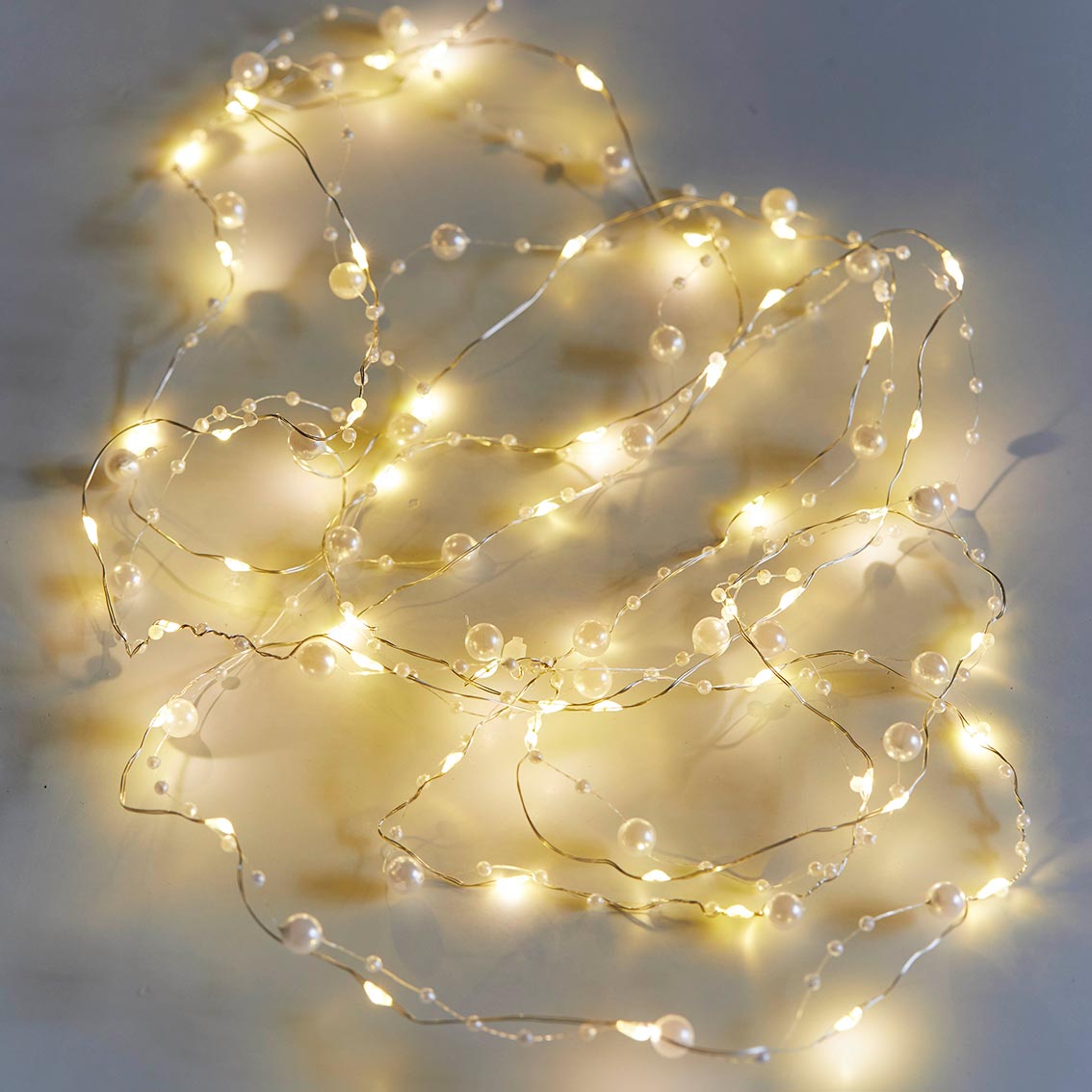 BOTANICAL MISTLETOE BEAD STRING LIGHTS - 3 METRES - Image 2
